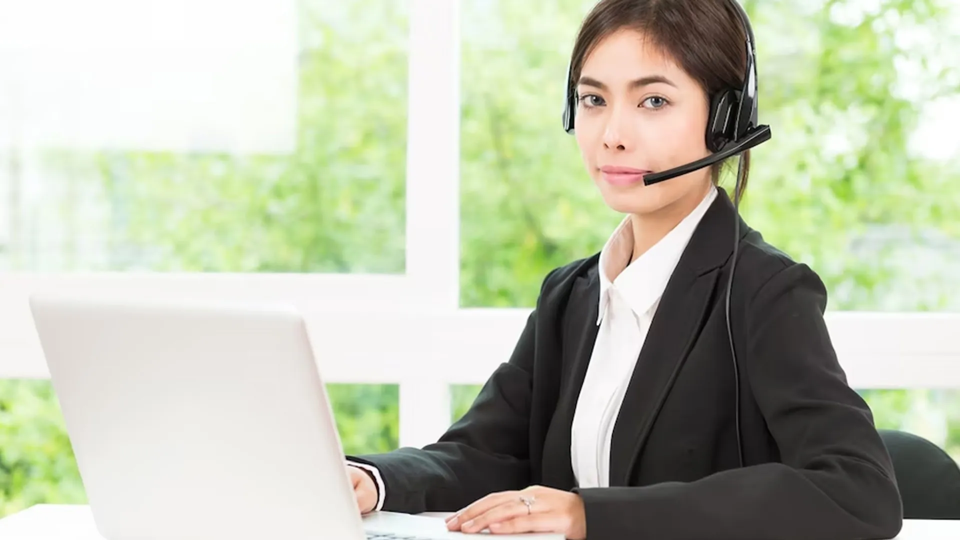 Hình ảnh hỗ trợ khách hàng ku77